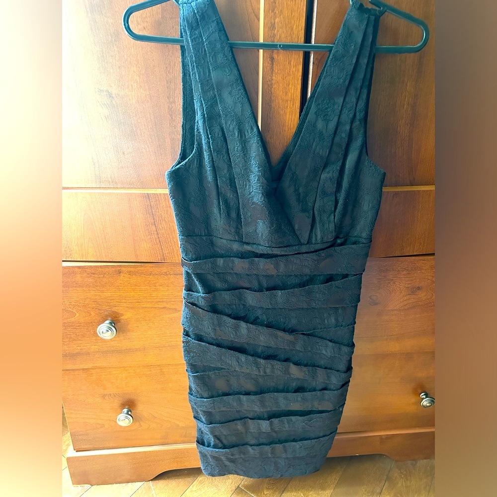 Minimum dress 34